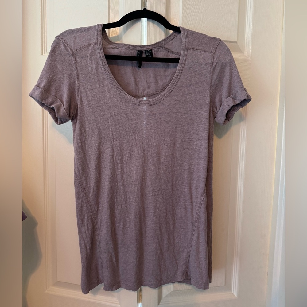 Cynthia Rowley linen top.XS. 100% linen. Great closet staple